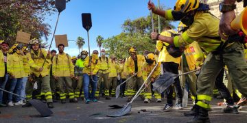protesta trabajadores infoca parlamento andalucía