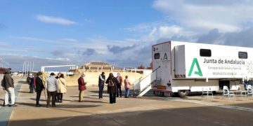 Abiertas las autocitas para recibir la tercera dosis de las vacunas para personas de 60 a 64 años