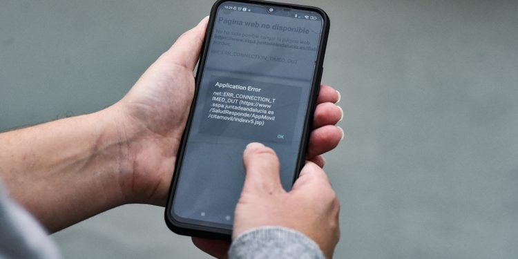 Un fallo informático de la Junta paraliza unas horas la vacunación de Covid-19 en Andalucía