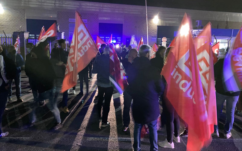 Protesta trabajadores Santa Bárbara Sistemas Alcalá de Guadaíra Sevilla