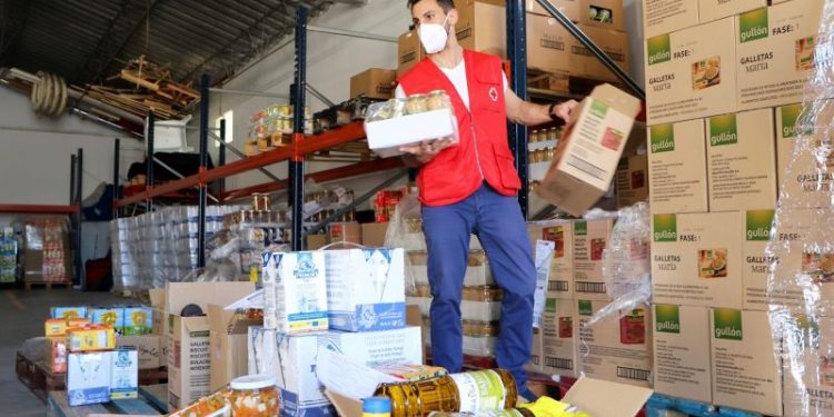 Cruz Roja Córdoba auxilia a personas vulnerables ante los efectos de la ola de calor
