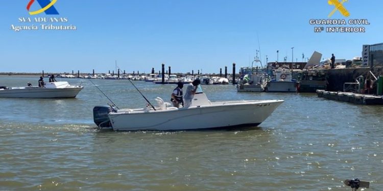 La Guardia Civil interviene dos toneladas de hachís en Isla Cristina