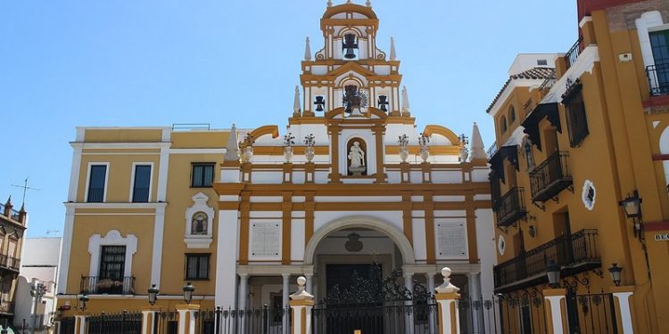 Basílica Macarena Fachada Sevilla