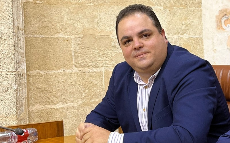 El PSOE acusa a Moreno de «engañar» a los empleados públicos