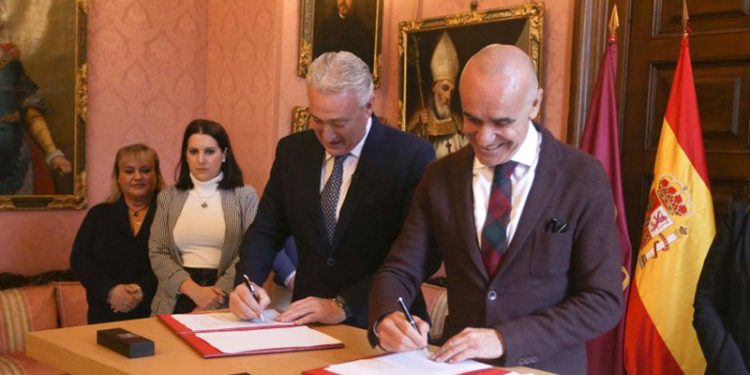 El gobierno municipal de Sevilla alcanza un acuerdo con Ciudadanos que garantiza el Presupuesto para 2023