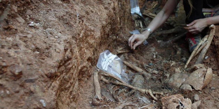 fosa comun dictadura franquista españa