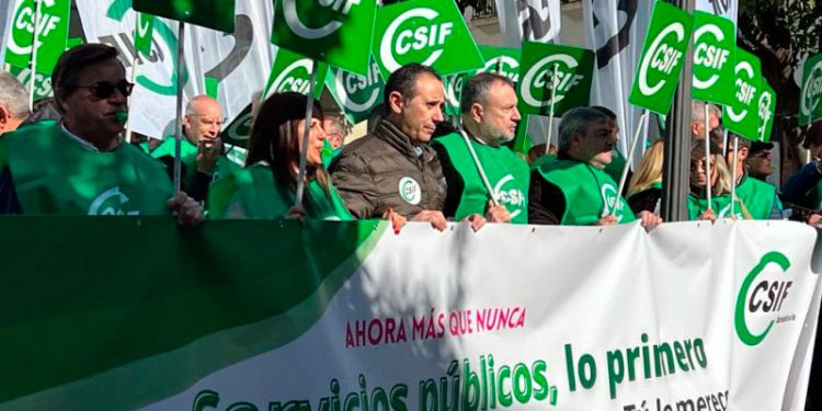 CSIF denuncia la pérdida de casi 13.000 efectivos del sector público en un año en Andalucía