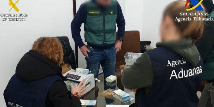 Desarticulada una organización criminal en Andalucía dedicada al tráfico internacional de estupefacientes con 14 detenidos