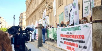 Los médicos andaluces intensifican sus movilizaciones y sus convocatorias de huelga ante la inacción de Juanma Moreno