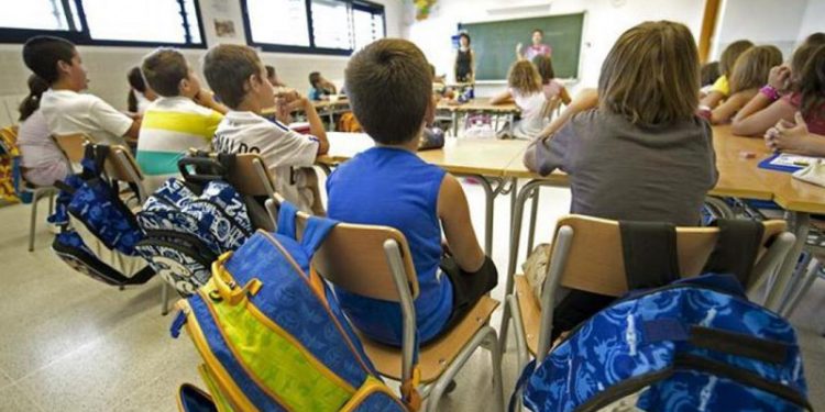 CCOO denuncia el «desconcierto» de la Junta con la primera ola de calor del curso escolar