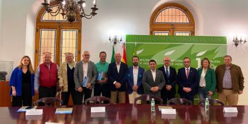 El expediente de Paisajes del Olivar de Andalucía mejorará dos planos de las zonas protegidas para seguir su tramitación
