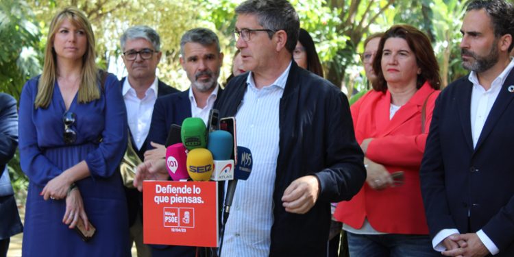 Patxi López: «El PP echa a los que denuncian la corrupción y apoya a los corrutos, como hacen con la alcaldesa de Marbella»