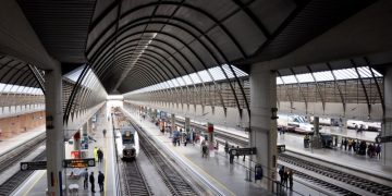 Casi 300000 andaluces se benefician de las ayudas al transporte del Gobierno de España