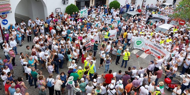 Más de 3.500 manifestantes por la sanidad en Osuna