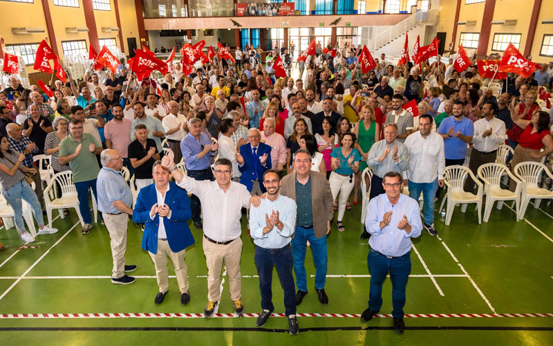 Patxi López defiende que el Gobierno de Sánchez aporta “dignidad” a la gente mientras Moreno “los deriva a la sanidad privada”