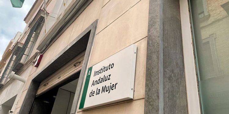 Activo el servicio de asesoramiento y defensa legal a mujeres que sufren discriminación laboral