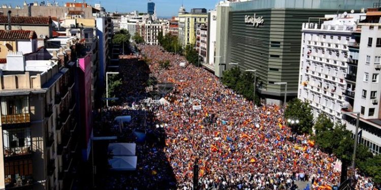 A falta de votos, buenas son trincheras