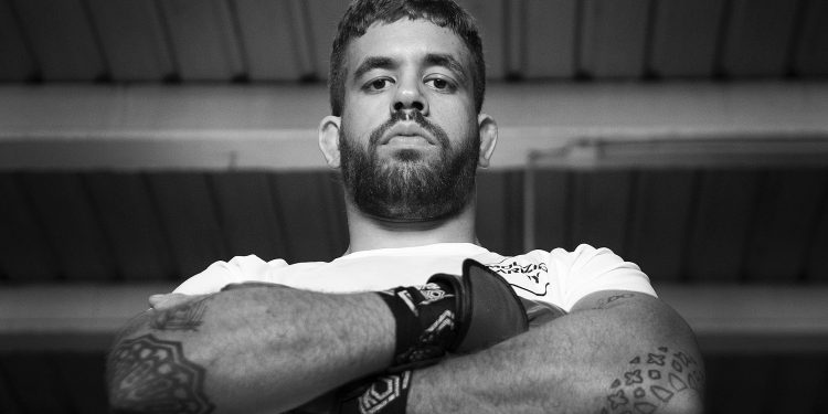 Manuel del Valle Bouzid: «Los deportes de contacto te enseñan que las cosas se consiguen con sacrificio y esfuerzo»