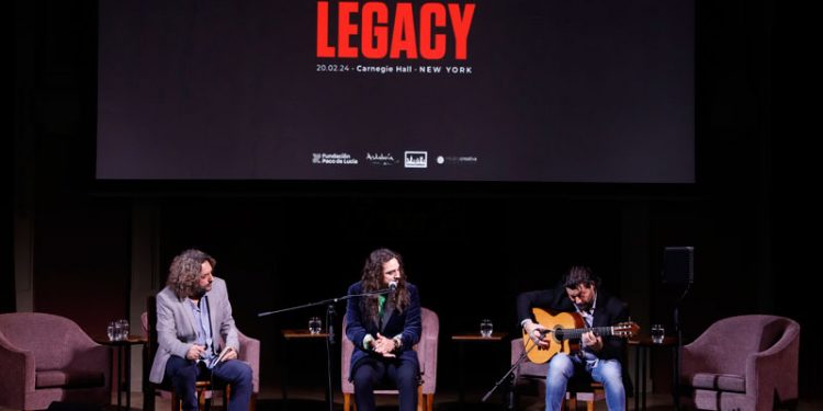 Los principales escenarios de Nueva York honran la memoria de Paco de Lucía