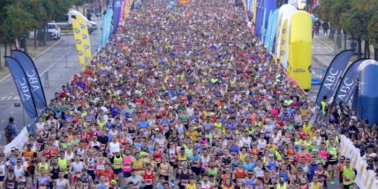 Salida Media Maratón Sevilla