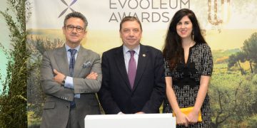 Planas subraya que el sector del aceite de oliva «afronta el reto de mantener unos precios estables»