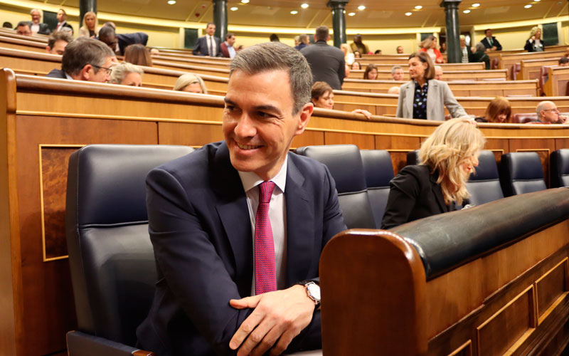 Sánchez promete reforzar la ley de cadena alimentaria ante las movilizaciones del campo