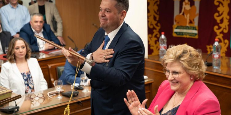 El socialista Carlos Porcel, nuevo alcalde de Maracena