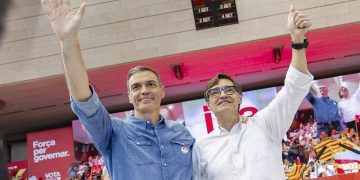 Salvador Illa Pedro Sanchez Elecciones Catalanas