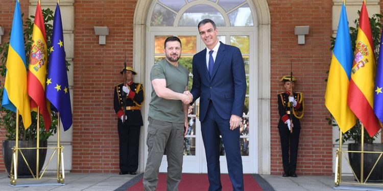 España y Ucrania firman un acuerdo bilateral de seguridad