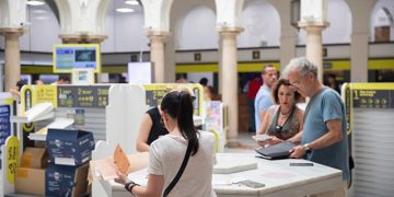 UGT denuncia «la mala gestión» y «la falta de previsión» de Correos en Sevilla