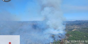 El incendio forestal en Cerro Muriano se descontrola