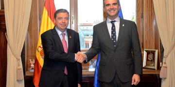 Encuentro entre Planas y Fernández-Pacheco para abordar estrategias comunes