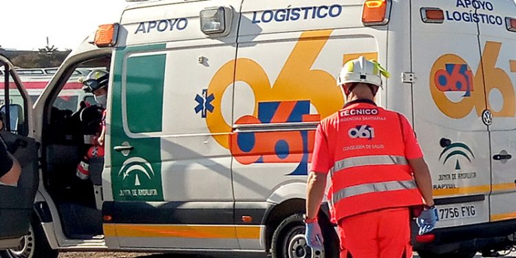 Cuatro heridos en una choque entre dos vehículos en Higuera de la Sierra