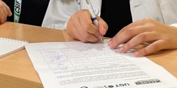 Los sindicatos arrancan una campaña de apoyo a la Sanidad Pública