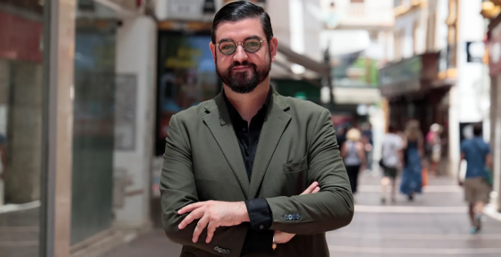 La comparsa El Patriota afirma que Blas Infante tiene heredero, y es Manu Sánchez