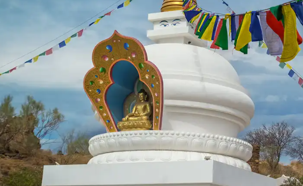 La primera estupa budista de España, un enclave espiritual en Málaga