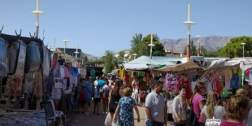 El mercadillo de los jueves en Jaén sigue creciendo