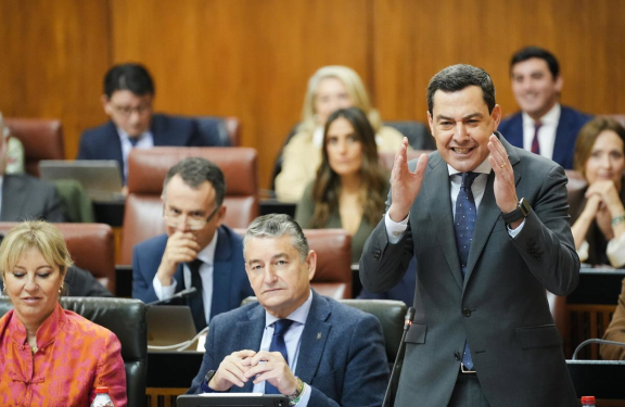 El presidente de la Diputación de Sevilla solicita a Juanma Moreno una reunión urgente para abordar el futuro del IES Hispalís