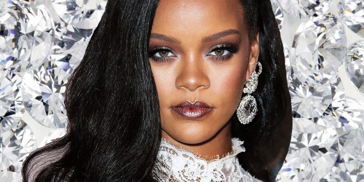 Tiroteo contra la casa de Rihanna en Los Ángeles: una mujer dispara mientras la cantante estaba dentro