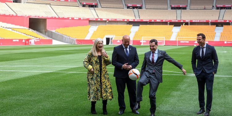 La Junta de Moreno Bonilla se desmarca del ex alto cargo imputado por el caso Supercopa de La Cartuja