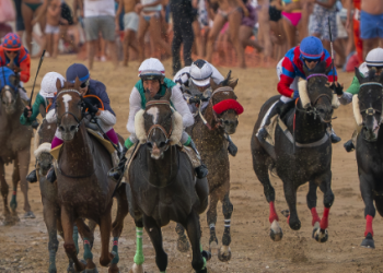 Las Carreras de Caballos de Sanlúcar de Barrameda como evento emblemático