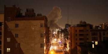 Irán al límite: protestas reprimidas, muerte de Khamenei y la peligrosa escalada impulsada por Trump y Netanyahu